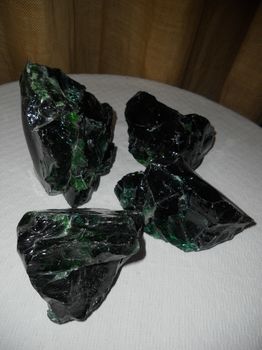 Γυάλινες πέτρες σε πράσινο χρώμα (διακοσμητική υαλόμαζα) -Α-