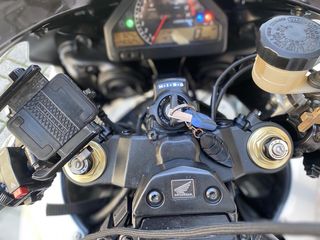 Honda CBR 1000RR 2007-thumb-5