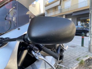 Honda CBR 1000RR 2007-thumb-9