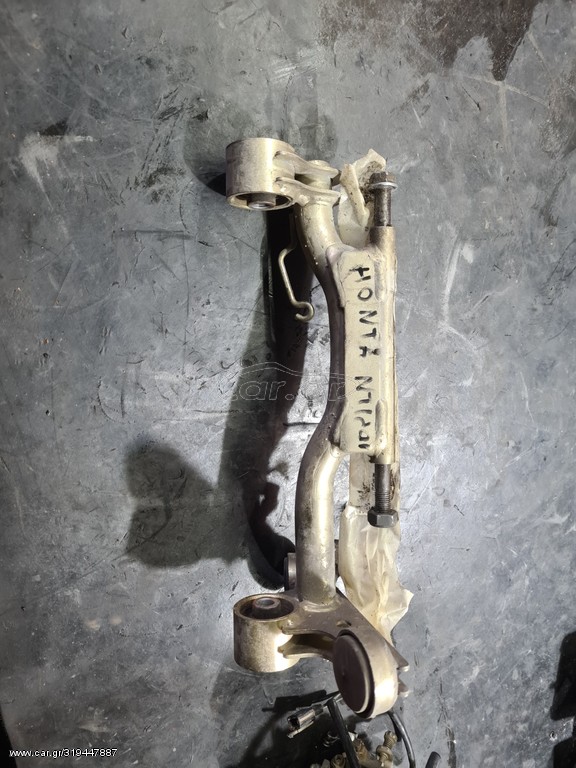 Honda dylan βάση κινητήρας