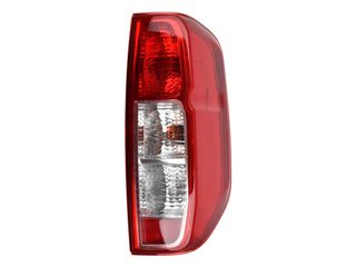 AUTOPARTS- ΦΑΝΑΡΙ ΠΙΣΩ (ΦΑΝΟΣ ΣΤΟΠ) ΔΕΞΙΟ / ΑΡΙΣΤΕΡΟ (Κατασκευαστής: DIAMOND - ΤΟ ΑΡΙΣΤΕΡΟ ΜΕ ΦΑΝΟ ΟΜΙΧΛΗΣ) NISSAN D40 '06 (Κωδικός: 15330119AR / 15330119AL)