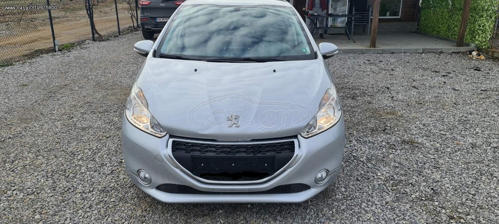 Peugeot 208 2014