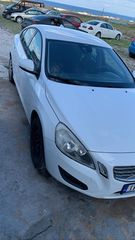Volvo S60 2013-thumb-4