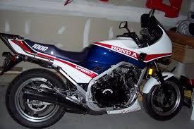 Honda VF 1000 1993-thumb-2