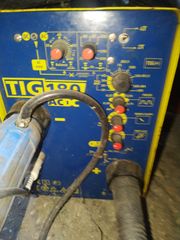 Μηχανή συγκόλλησης tig ac-dc