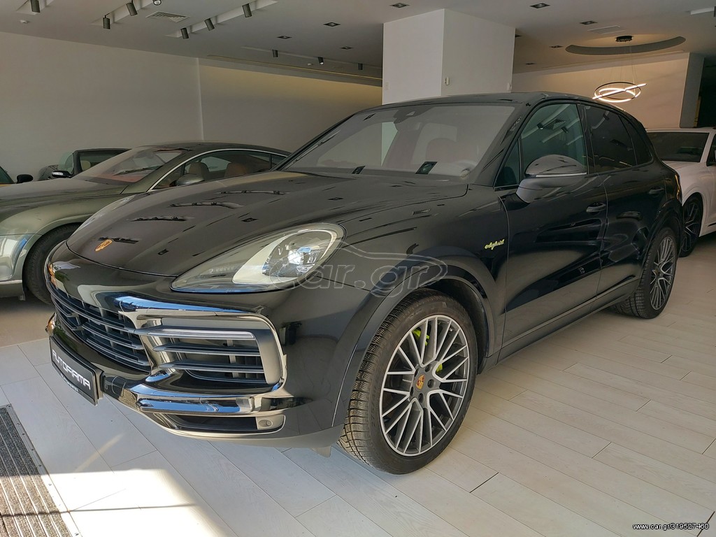 Car.gr Porsche Cayenne '18 S EHYBRID Panorama