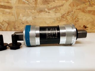 Μεσαία τριβή Shimano BB-UN300 68mm 117,5mm BSA Square Taper