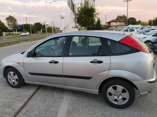 Ford Focus 2004-thumb-3