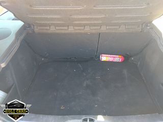 Citroen C4 2009-thumb-12