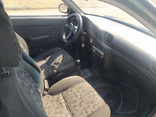 Hyundai Accent 1996-thumb-8