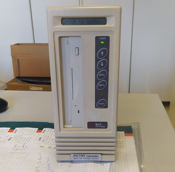 Συλλεκτική συσκευή backup με κασσέτες (SCSI-Serial) TXT 121
