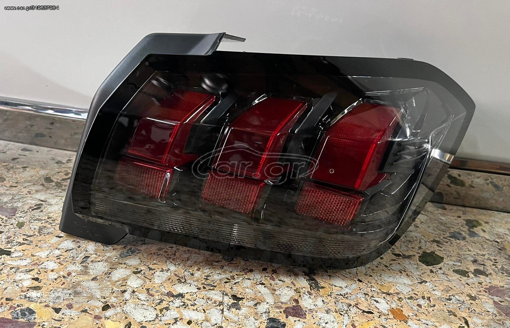 Φαναρι Πισω Δεξιο Peugeot 208 20- 