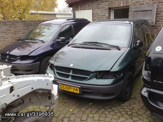 Chrysler Voyager  '00-thumb-1