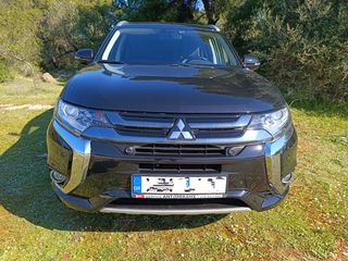 Mitsubishi Plug-in Hybrid Outlander 2016-thumb-4