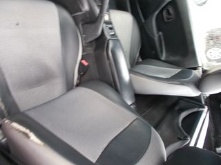 Mazda MX-5 2000-thumb-7