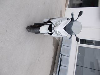 Yamaha YP 250 Majesty 2012-thumb-5