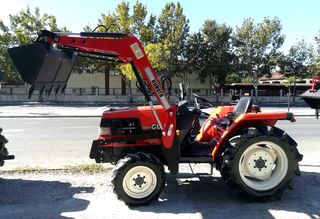 Kubota '18 GL-25 4WD ΜΕ ΦΟΡΤΩΤΗ & ΦΡΕΖΑ