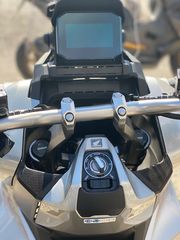 Honda ADV 350 2025 ΤΕΛΕΥΤΑΙΟ ΚΟΜΜΑΤΙ ΜΕ ΜΠΑΓΑΖΙΕΡΑ ΠΡΟΣΦΟΡΑ ΙΑΝΟΥΑΡΙΟΥ-thumb-2