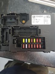 ΑΣΦΑΛΕΙΟΘΗΚΗ  ΜΟΝΑΔΑ ΕΛΕΓΧΟΥ OPEL CORSA D GM 13142241