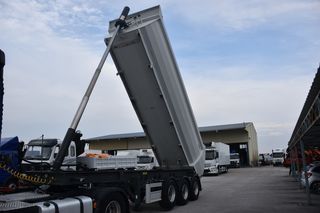 Volvo 2005 FH 12-460 4X2-thumb-63