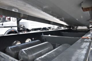 Volvo 2005 FH 12-460 4X2-thumb-56