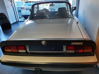 Alfa Romeo Spider 1988 QUADRIFOGLIO VERDE-thumb-1