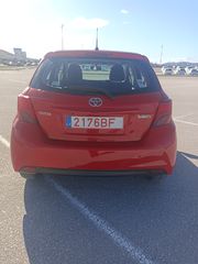 Toyota Yaris 2016-thumb-3