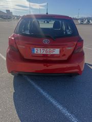 Toyota Yaris 2016-thumb-9