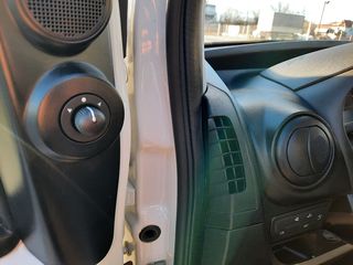 Peugeot Bipper 2017 Euro 6-thumb-11