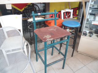 Σκαμπό (500/319)