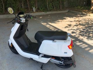 Niu 2020 NQI SPORT 1800W-thumb-3