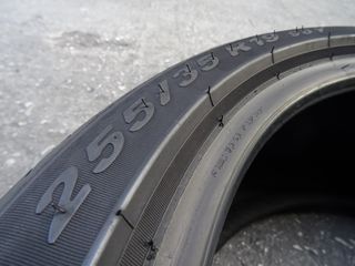 2TMX 255-35-19 PIRELLI P ZERO -thumb-1