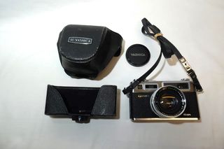 YASCHICA Electro 35 GSN αναλογική φωτογραφική μηχανή αρχών της δεκαετίας του '70.