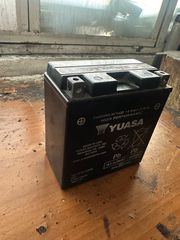 Μπαταρίες (&λιθίου)triumph tiger 1050 900 800 Yamaha tdm 900 850 YZF r1 r6 FZR fz1 fz6 fz8 FAZER 600 800 1000 Suzuki dl 650 1000 v strom