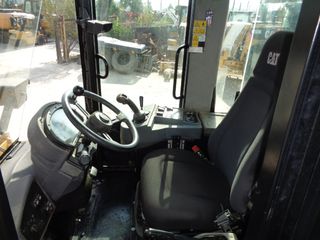Φορτωτής Με Λάστιχα CAT 2011 938H-thumb-21
