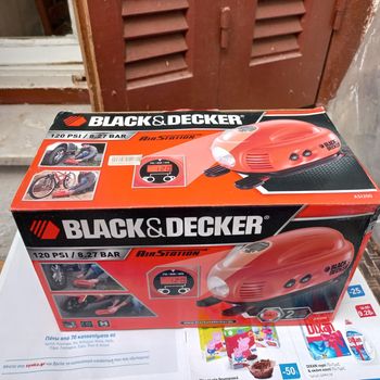 Black & Decker 12V 120psi με αυτοματο σταματημα και ψηφιακή οθόνη 