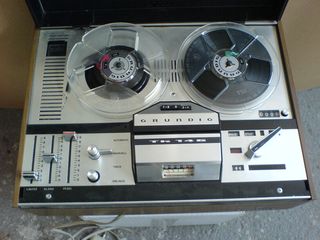 ΠΟΜΠΙΝΟΦΩΝΟ ΣΕ ΛΕΙΤΟΥΡΓΕΙΑ GRUNDIG  ΤΚ 146 ME ΠΟΛΛΕΣ ΠΟΜΠΙΝΕΣ