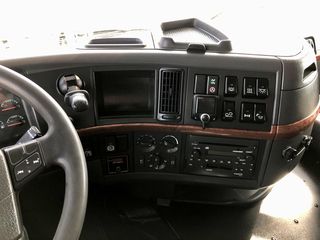 Γερανοί - Φορτηγά Με Γερανό Volvo 2008 FH 13 480 8x2 Bonfiglioli 3s-thumb-22