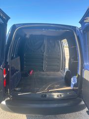 Volkswagen Caddy 2011-thumb-11