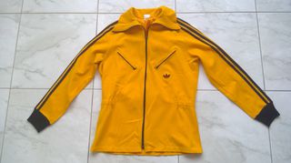 adidas ΑΕΚ μέγεθος medium: η φόρμα που συνόδευσε την ομάδα μας σε τεράστιες επιτυχίες της χρυσής τριετίας 1977-79! Δυο πρωταθλήματα και ένα Νταμπλ...