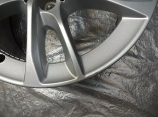 BMW  16’.-thumb-3
