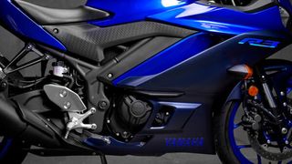 Yamaha 2026 YZF R3-thumb-9