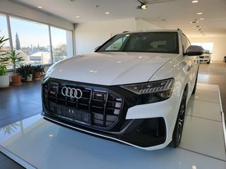Audi SQ8 2020-thumb-9