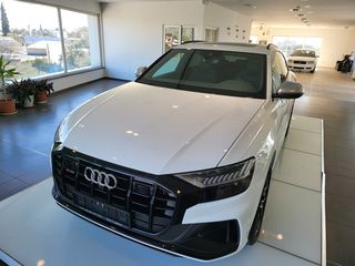Audi SQ8 2020-thumb-10