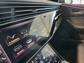 Audi SQ8 2020-thumb-18