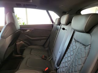Audi SQ8 2020-thumb-24