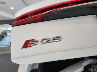 Audi SQ8 2020-thumb-25