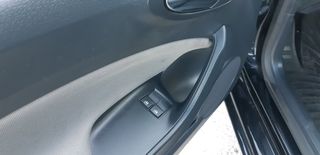 Seat Ibiza 2015  ST 1.6 TDI Style-thumb-13