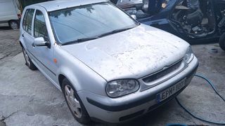 Volkswagen Golf 4  Καπο