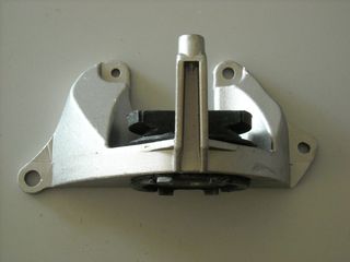 ΒΑΣΗ ΜΗΧΑΝΗΣ LANCIA MUSA 1.3 D MULTIJET 04>